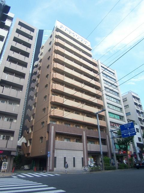 メインステージ西新宿の外観