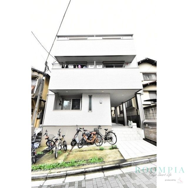 プラージュ早稲田の外観