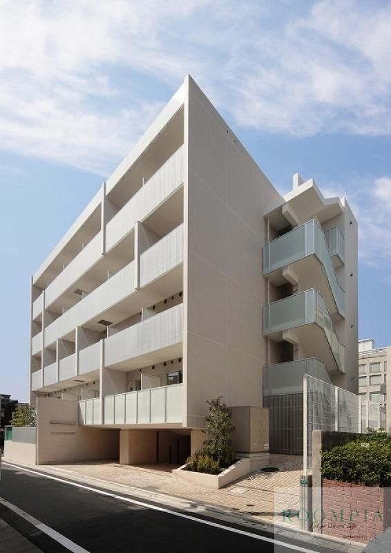 NISHI IKEBUKURO RESIDENCE