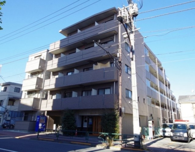 ティアラ目白AVENUEの外観