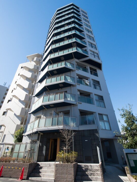 メイクスデザイン西新宿の外観