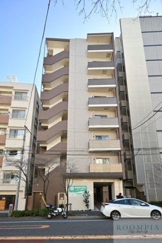 新宿区余丁町の賃貸マンションの外観