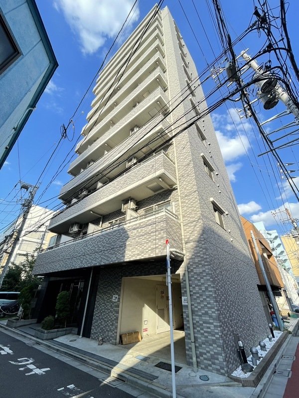 プレール・ドゥーク西大島駅前