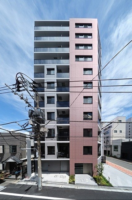 RELUXIA上野EASTの外観