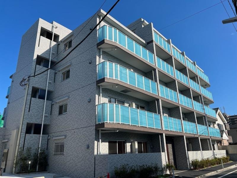 アーバンパーク六町の外観