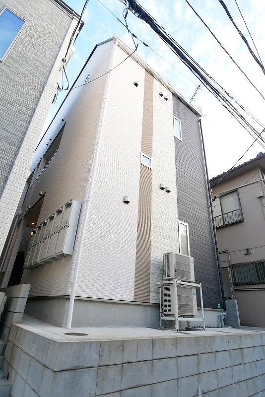 ハーモニーテラス巣鴨の外観