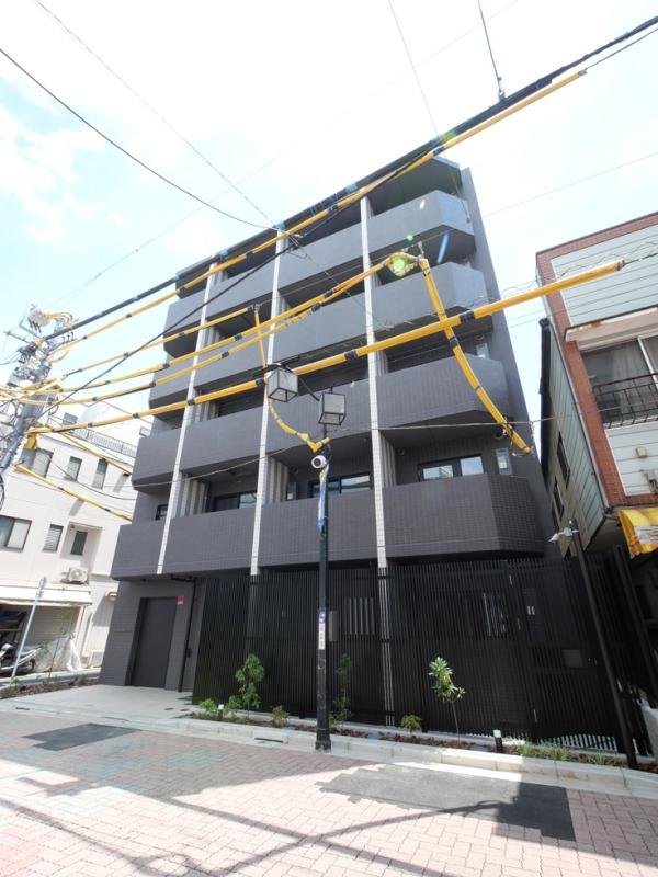 PREMIUM CUBE 中野新橋 DEUXの外観