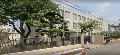 【小学校】豊里小学校まで758m 【小学校】豊里小学校まで758m