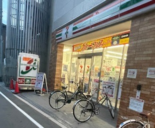 【コンビニエンスストア】セブン-イレブン JR東淀川駅西口店まで206m 【コンビニエンスストア】セブン-イレブン JR東淀川駅西口店まで206m