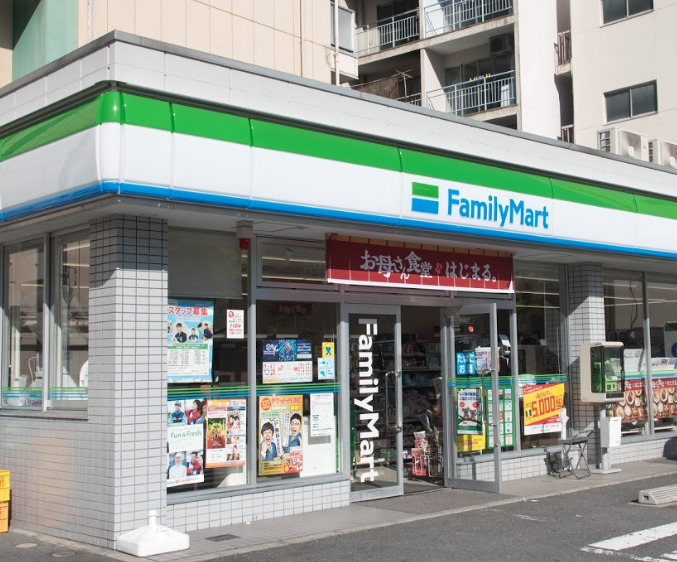 【コンビニエンスストア】ファミリーマート 浪速塩草店まで969m 【コンビニエンスストア】ファミリーマート 浪速塩草店まで969m