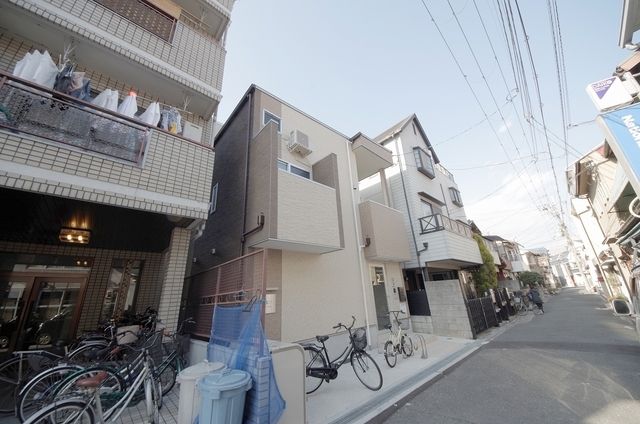 セゾン関目高殿の外観