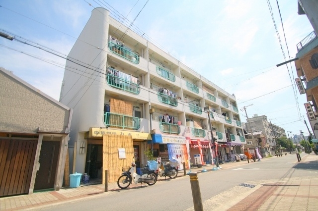 今福ハイツの外観