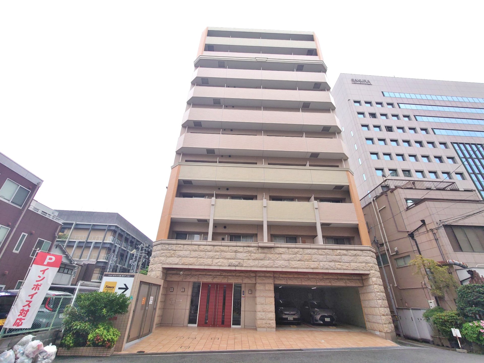 ジュネーゼプレシャス森ノ宮の外観