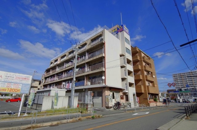 ラ・フォーレつるみの外観