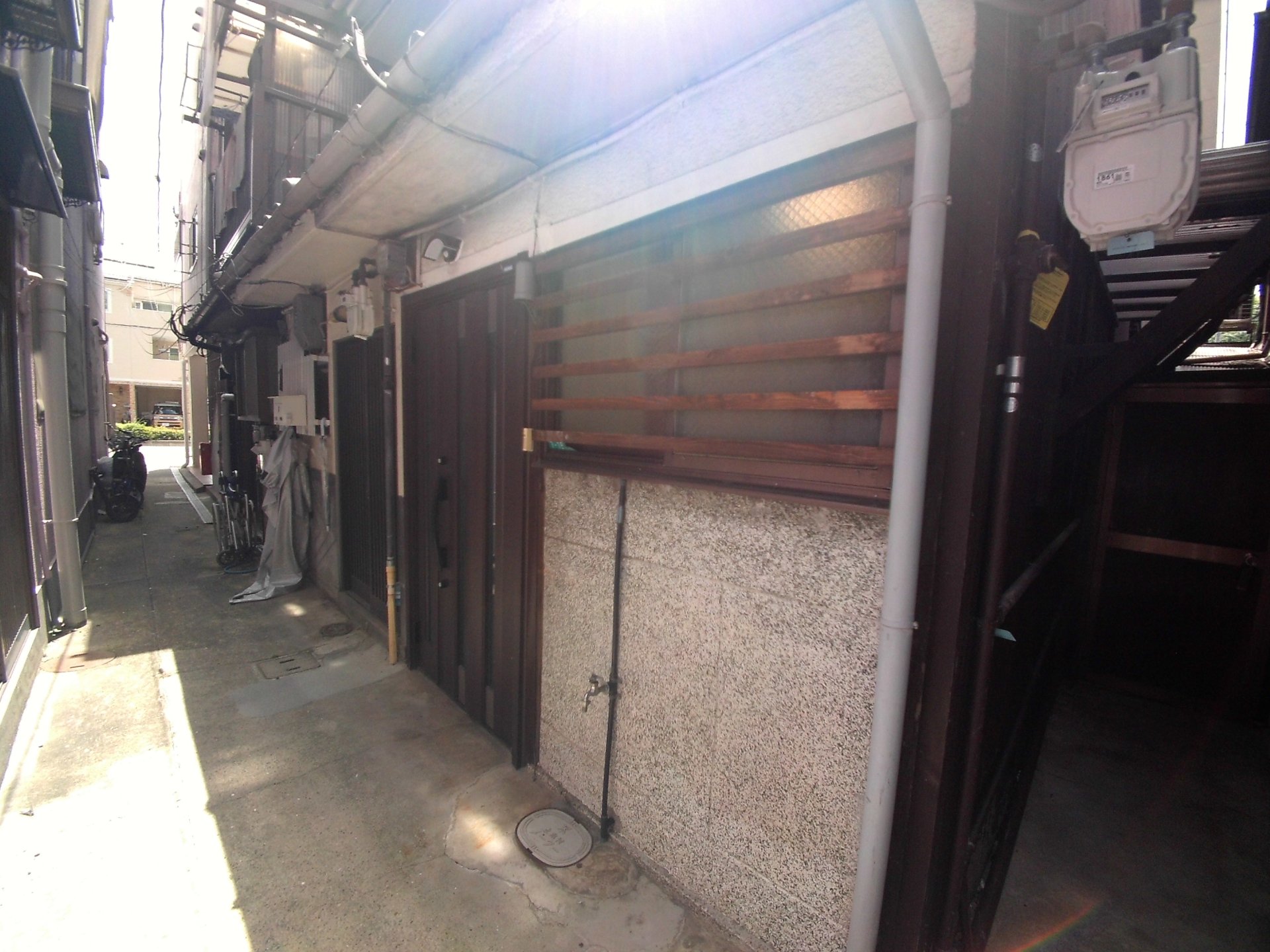 内代町テラスハウスの外観