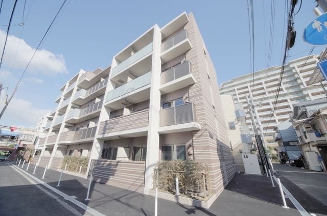 クロシェット関目の外観