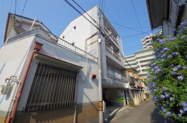 ハイツエイル11の外観