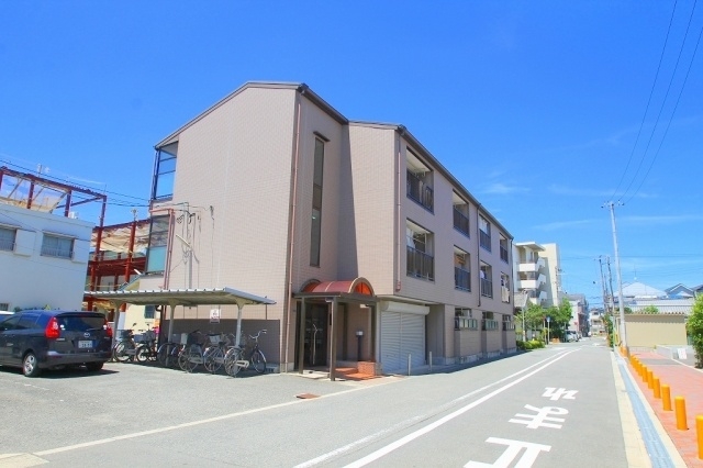ハイツ東野の外観