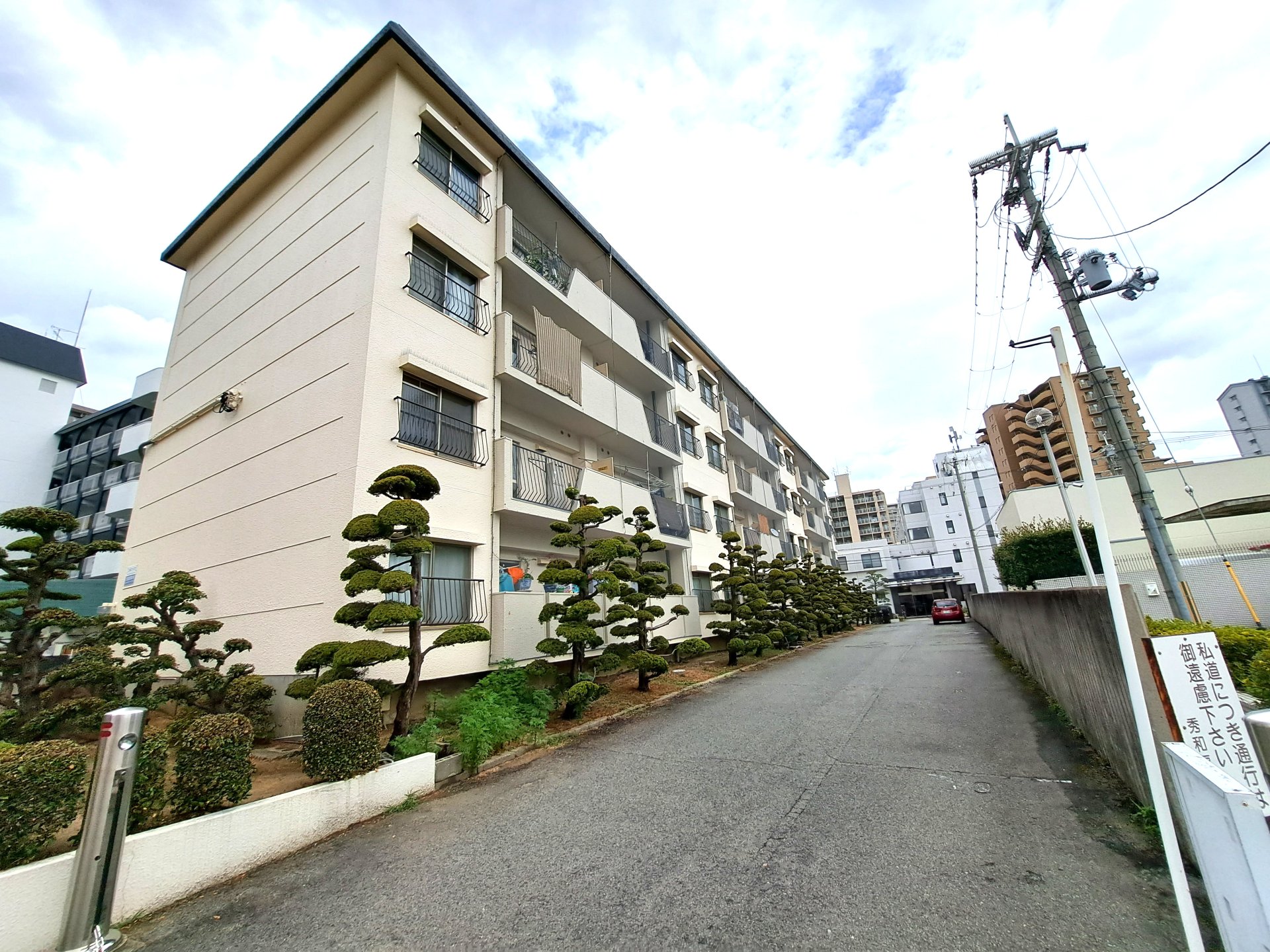 シャンボール鶴見の外観