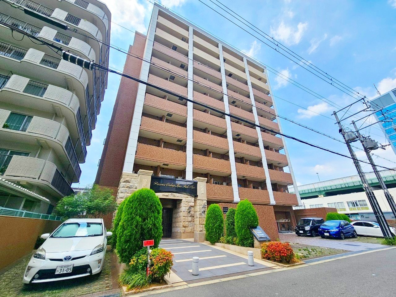 プレサンス大阪城公園パークプレイスの外観