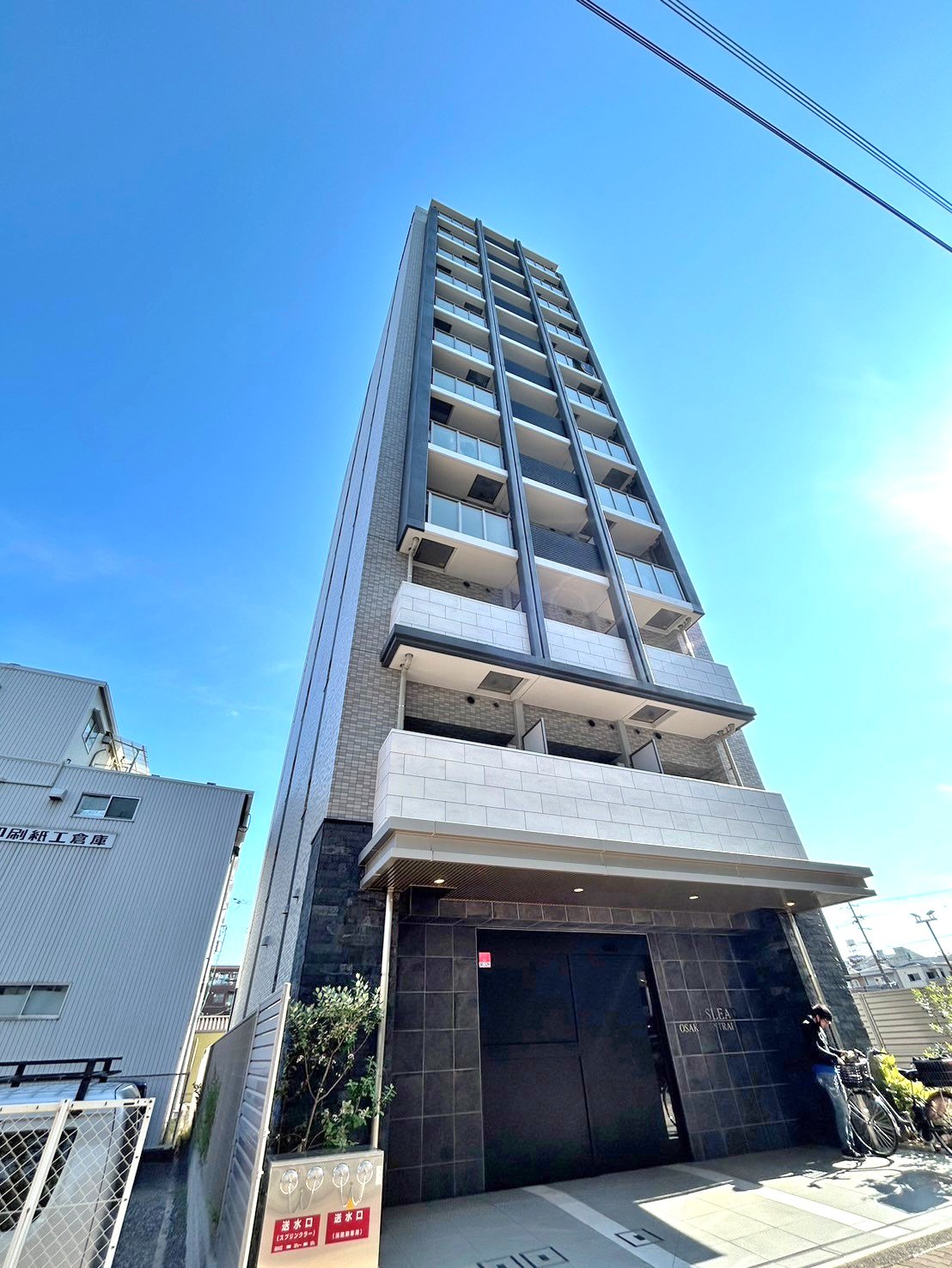 エスリード大阪CENTRAL AVENUEの外観