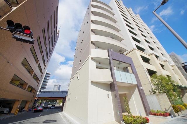 リ・フォルーチェ大阪城の外観