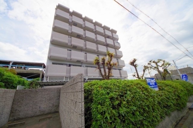 メゾン・ド・シャルジェの外観