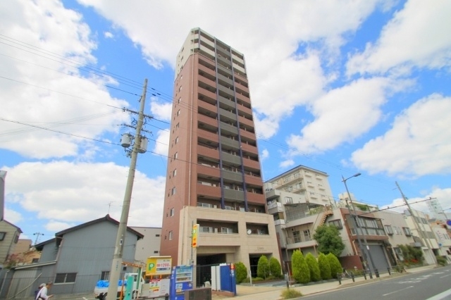 クレアート北大阪レヴァンテの外観