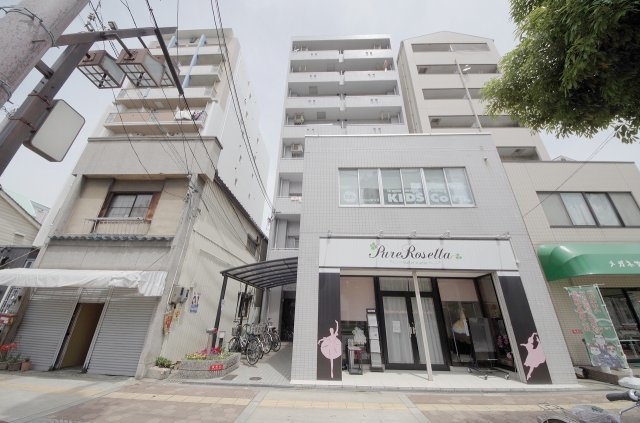 アプリーレ都島の外観