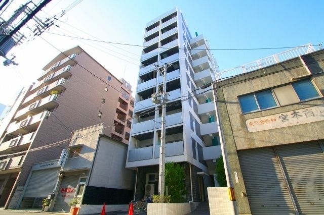 グランドステージ大阪城北の外観