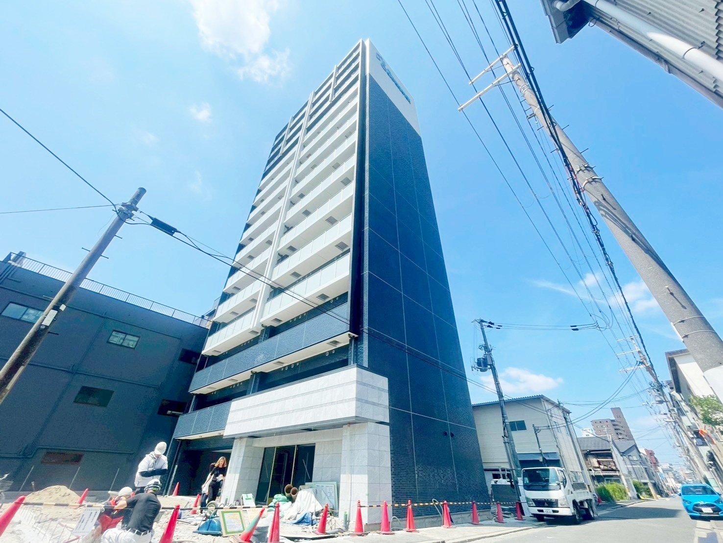 プレサンス深江橋ラヴィゲートの外観