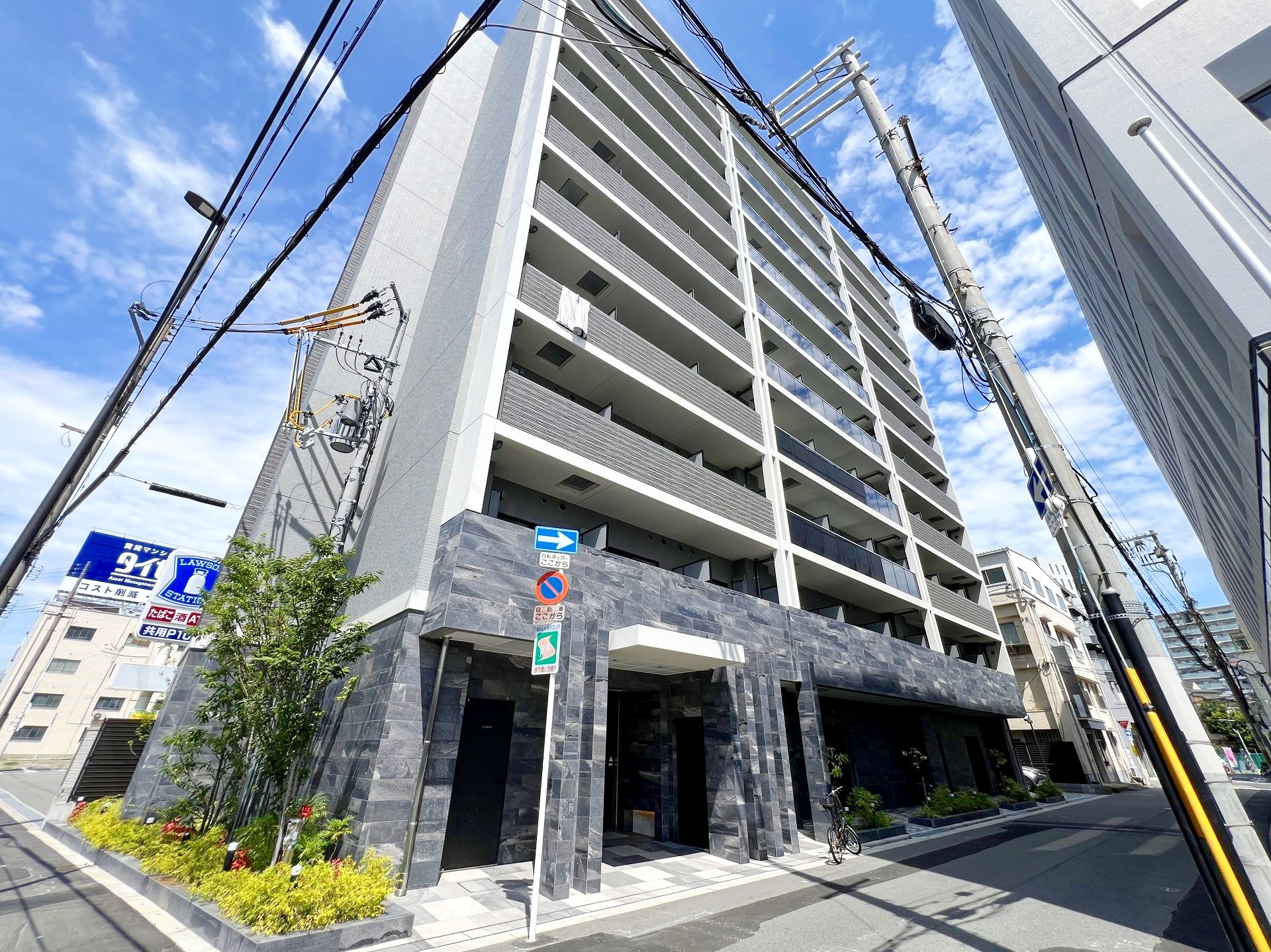 ファーストフィオーレ京橋ブレイニーの外観