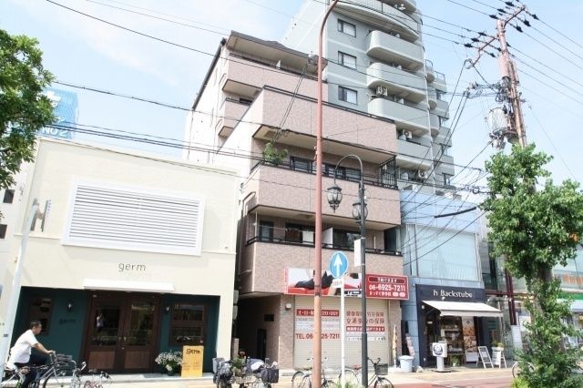 ルミエール都島の外観