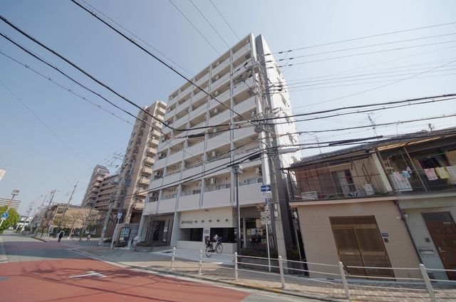 CITYSPIRE鶴見(旧セントアミー鶴見)の外観