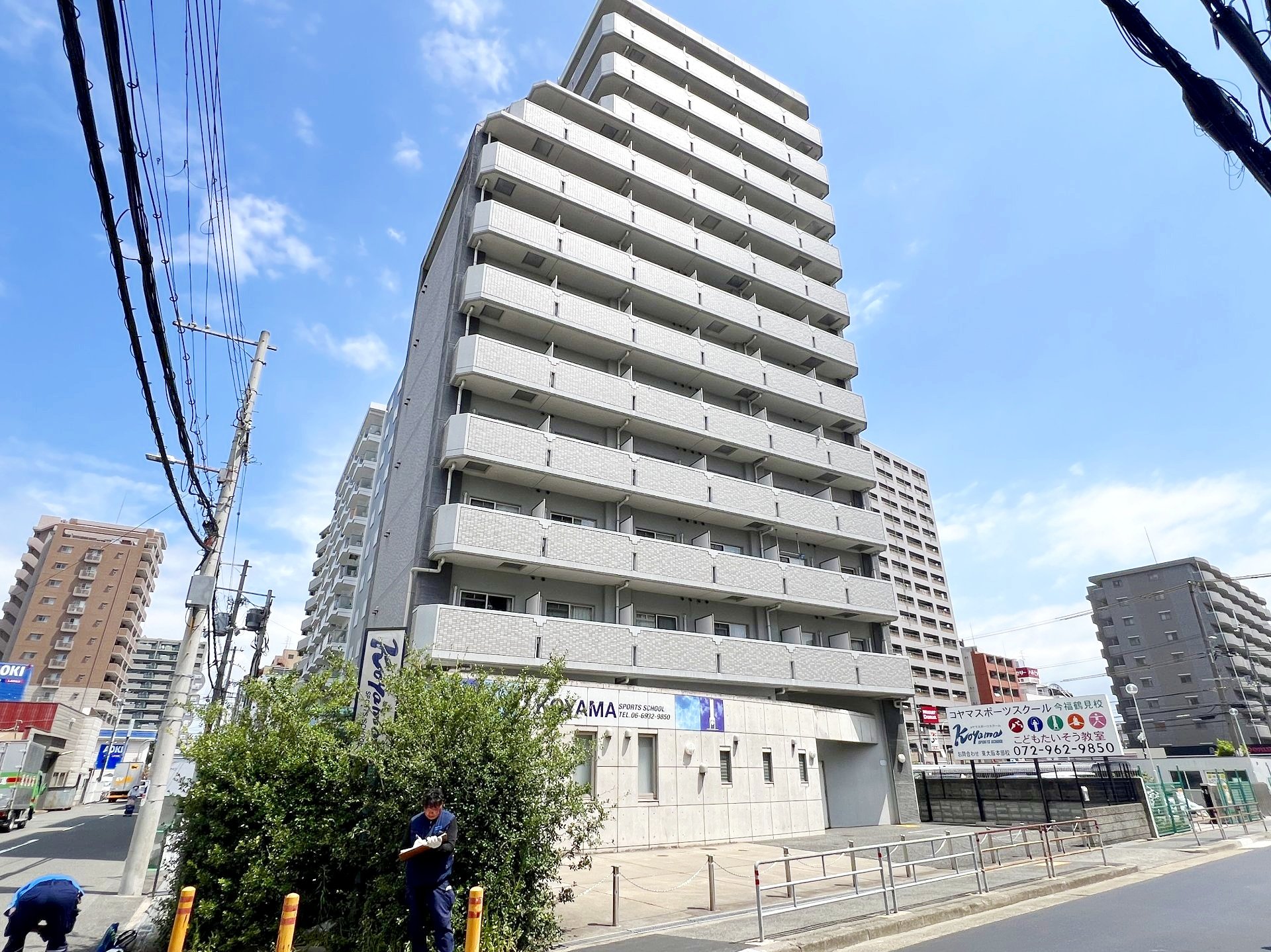 ロジェ今福鶴見の外観