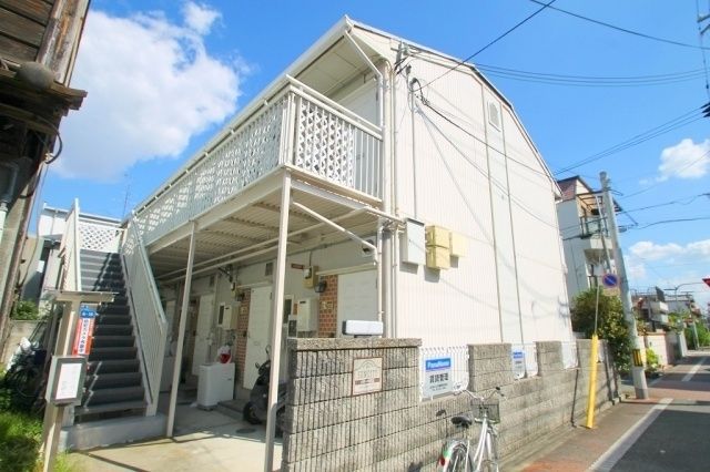 パティオ新森の外観