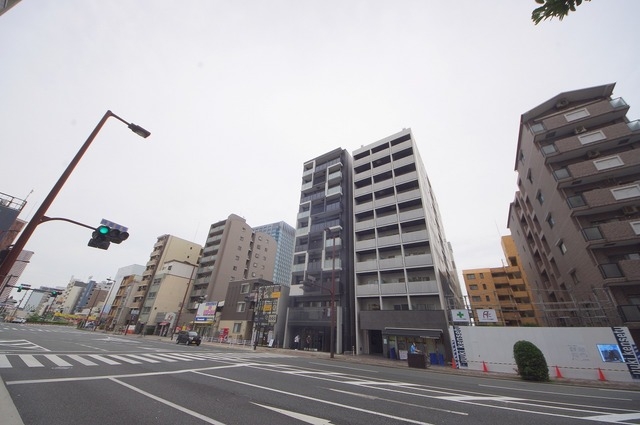 レシオス大阪城北詰の外観