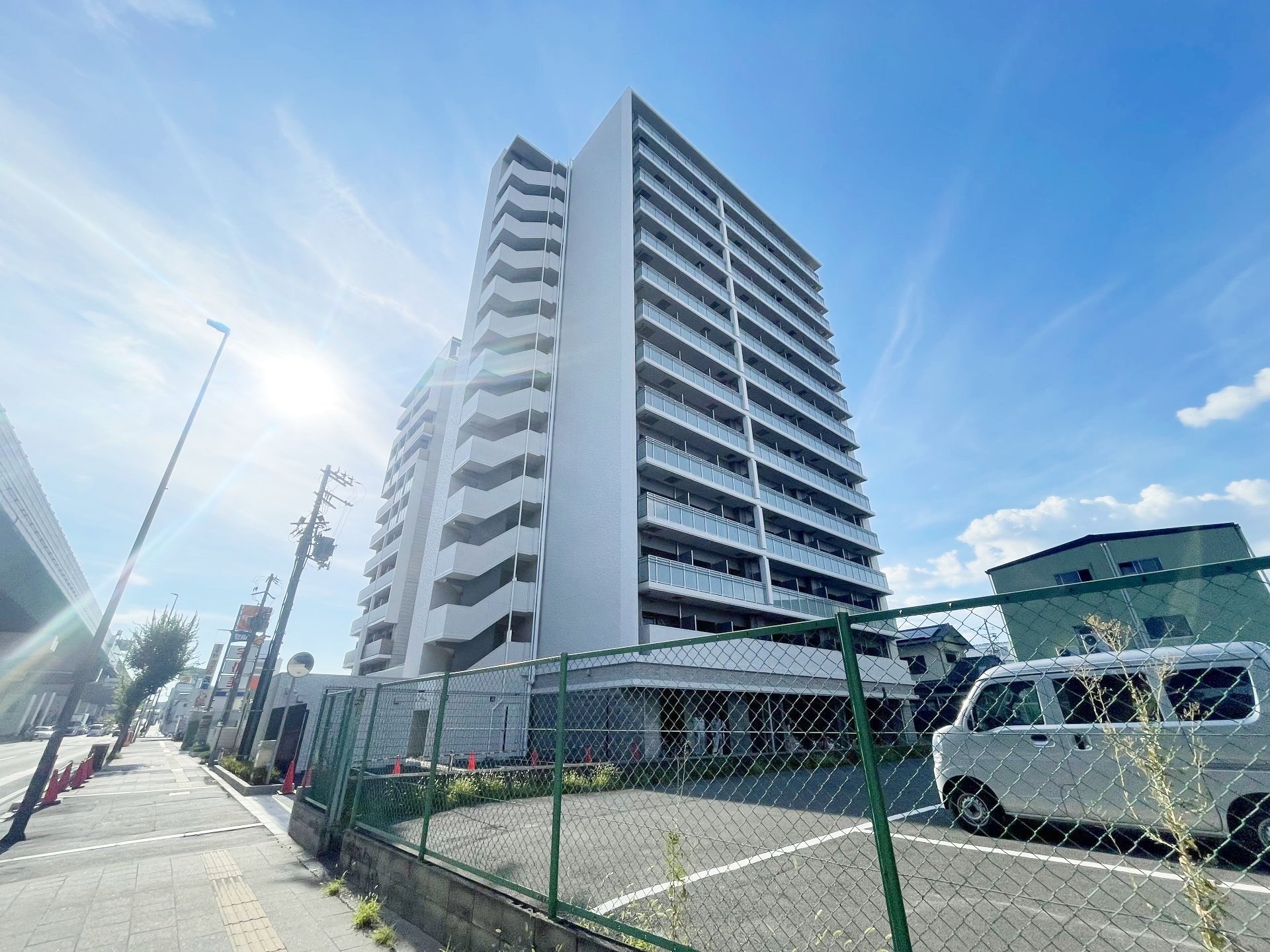 ファーストフィオーレ長田グランディールの外観