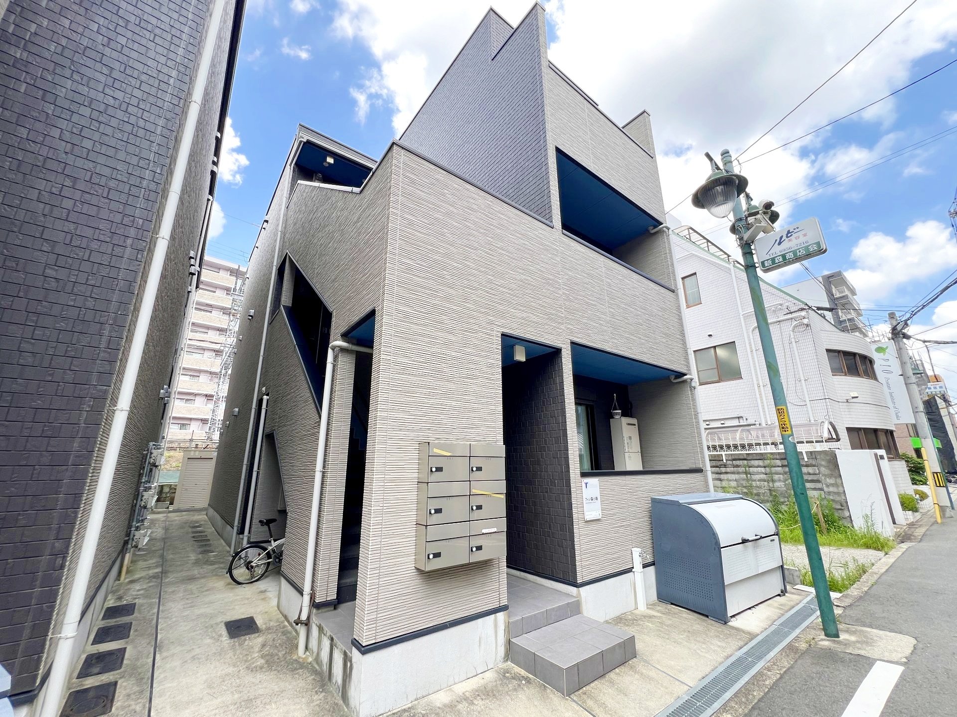 フィノ森小路の外観