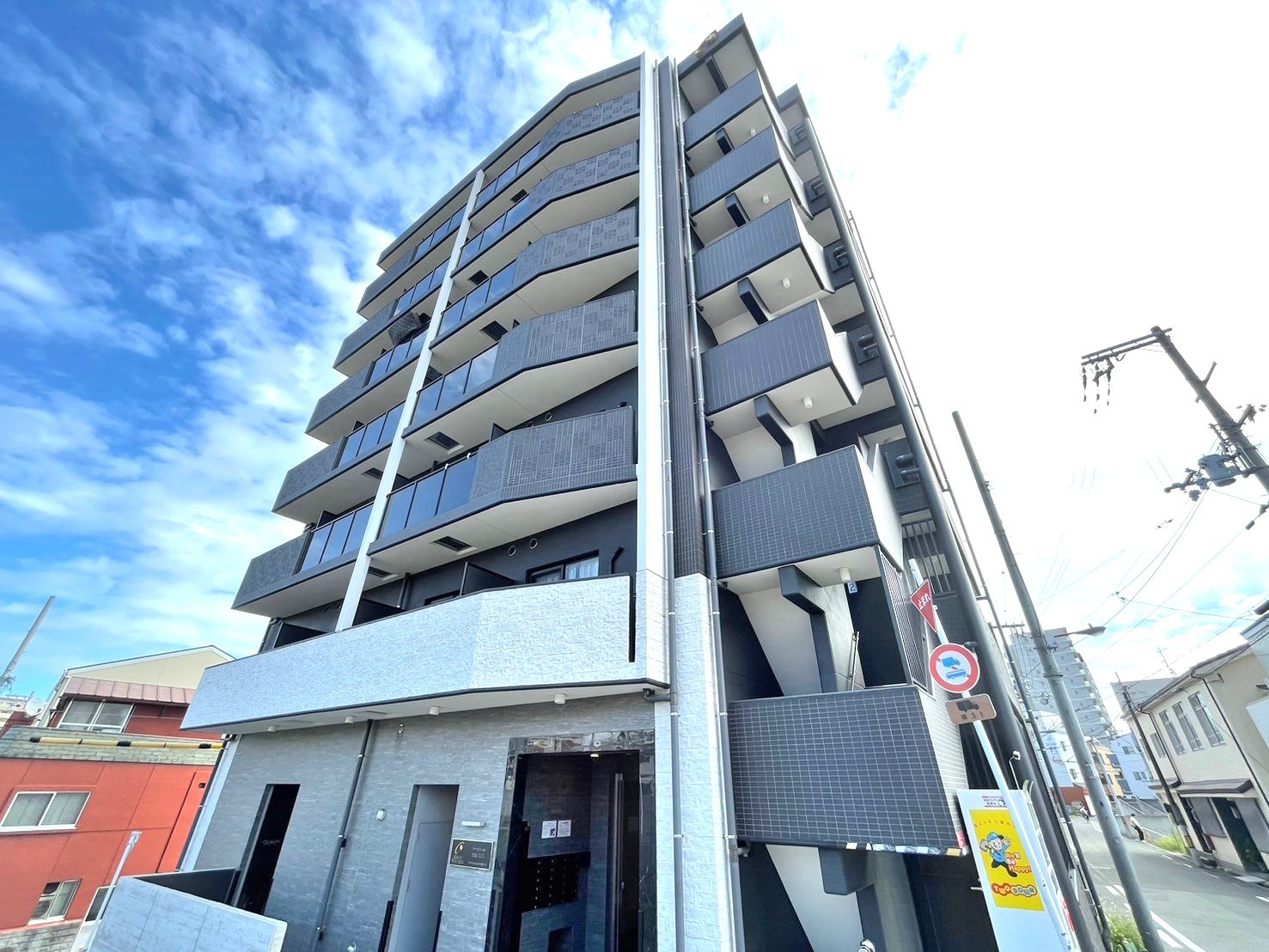 ファステート京橋バリスの外観