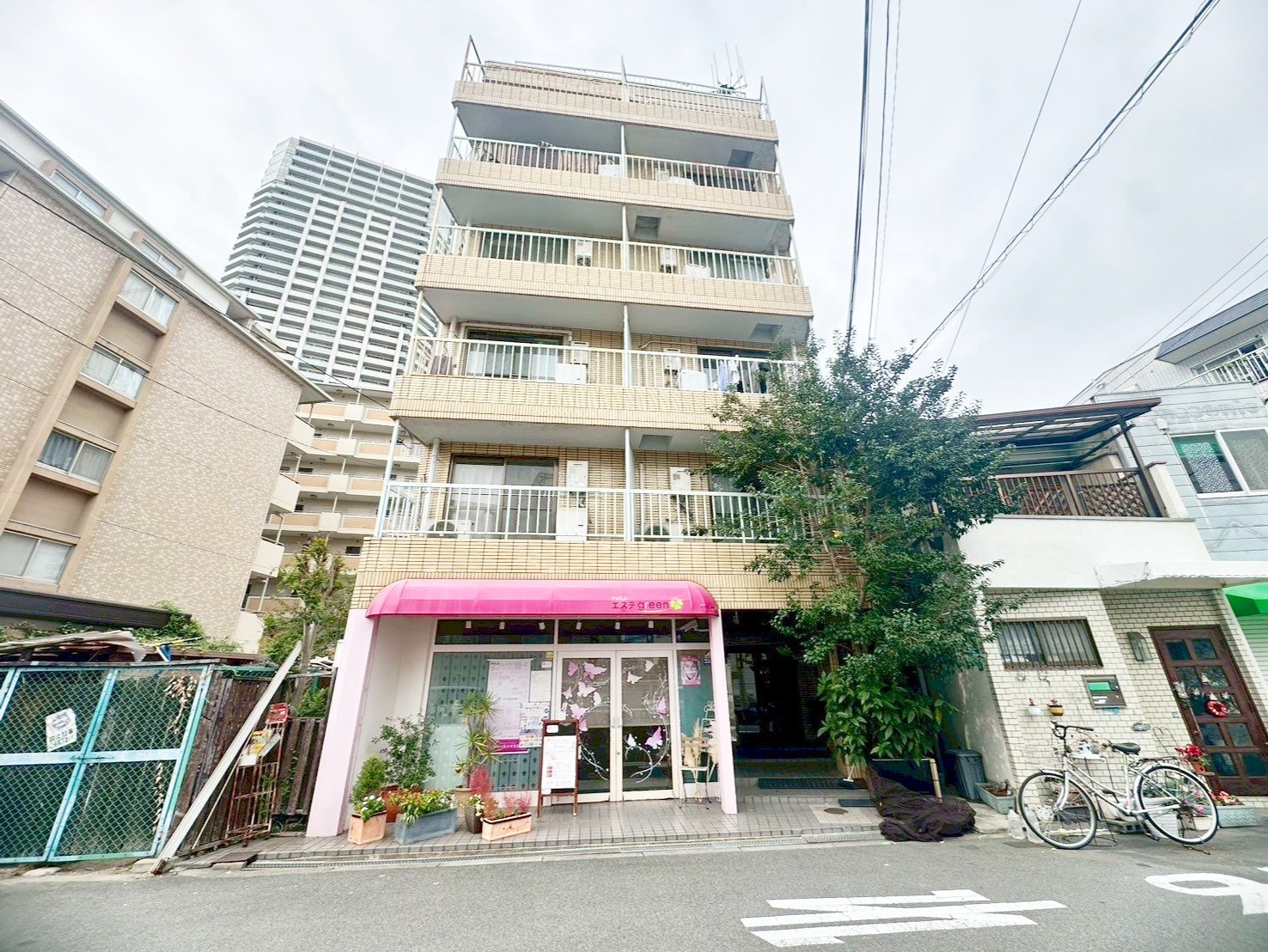 サンロイヤルみやこの外観