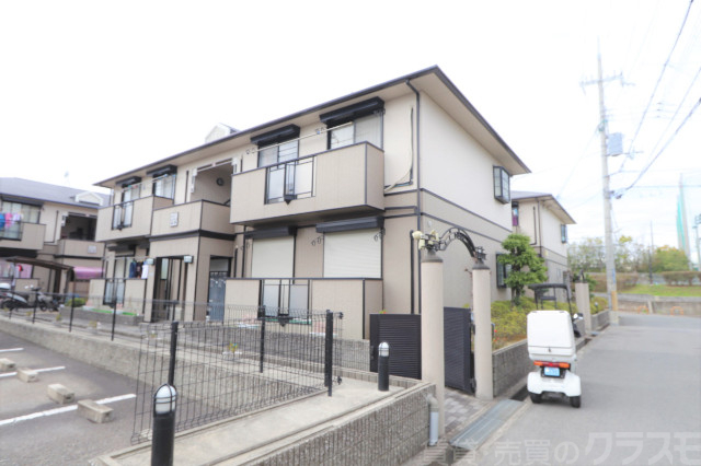 ルミエール堀溝B棟