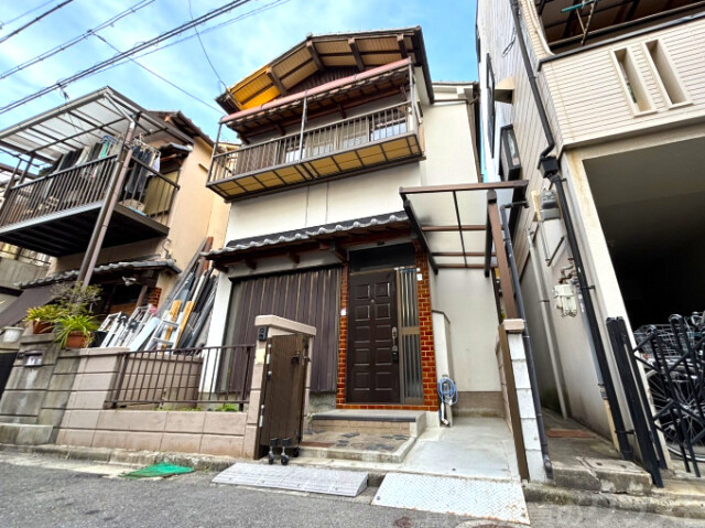 寝屋川市御幸東町の賃貸一戸建