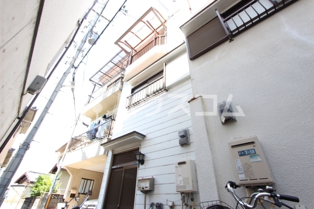 寝屋川市錦町の賃貸テラスハウス