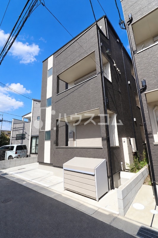ジーメゾン寝屋川秦町ルシェール
