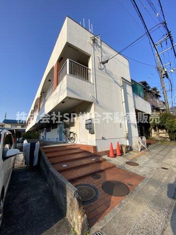 コーポ飯島の外観