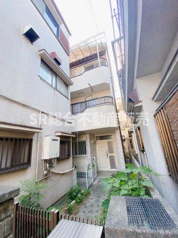 布市町貸家の外観