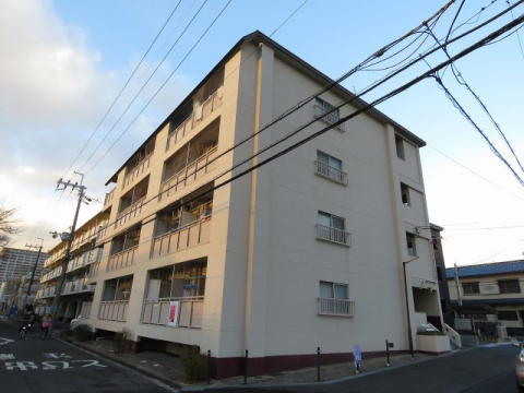 吉田マンションの外観