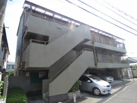 グリーンライフ・サワの外観