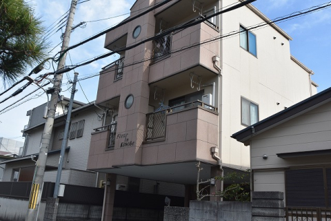 フルールIN古曽部の外観
